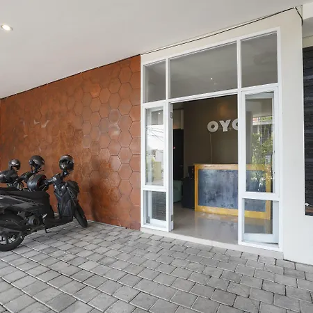 Oyo 1848 Tb\'S Homestay
