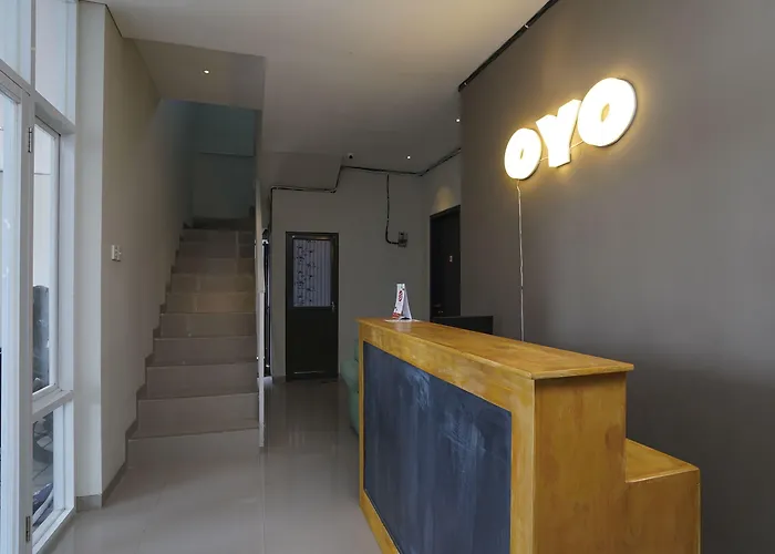 Hotel Oyo 1848 Tb's *